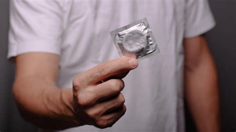 Blowjob ohne Kondom Hure Köchelnd
